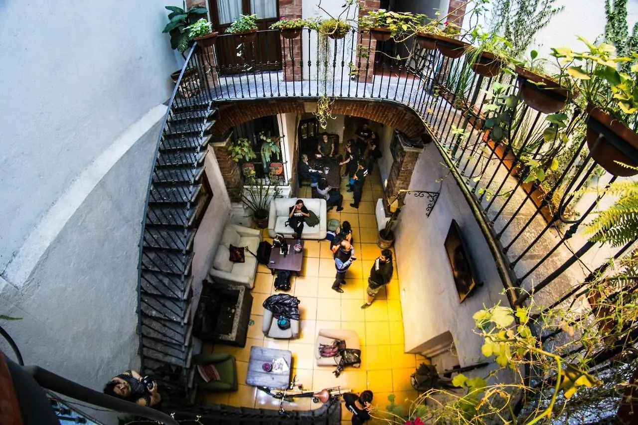 Pensión Gente De Mas Hostel Heroica Puebla de Zaragoza